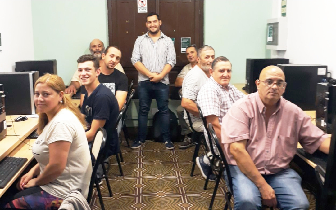 Curso de Aplicaciones Web