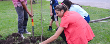 Taller de YogaJóvenes en Acción